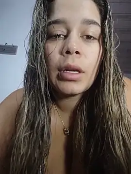 LaurenWelly  online show from May 10, 5:18 pm