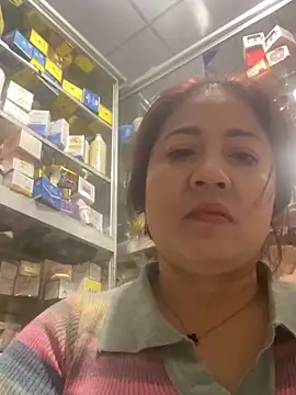 Snapshot of Cesywet chatting on February 8, 7:04 am Cesywet online show from February 8, 7:04 am