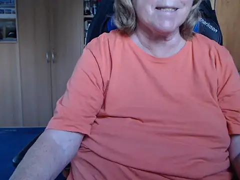 Snapshot of _sunshine__ chatting on April 26, 6:16 pm sunshine online show from April 26, 6:16 pm