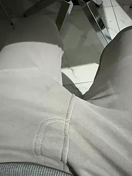 Snapshot of homidor chatting on December 14, 9:35 pm homidor online show from December 14, 9:35 pm