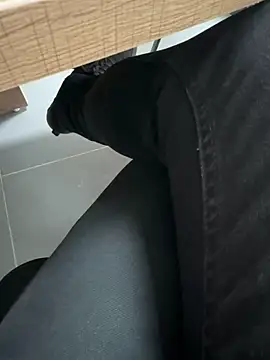 Snapshot of homidor chatting on January 10, 12:36 pm homidor online show from January 10, 12:36 pm