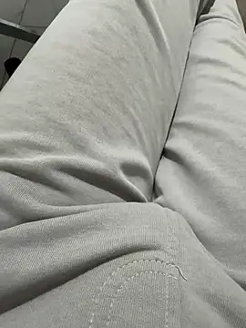 Snapshot of homidor chatting on January 18, 11:11 pm homidor online show from January 18, 11:11 pm