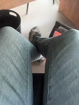 Snapshot of homidor chatting on February 1, 1:51 pm homidor online show from February 1, 1:51 pm