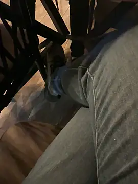 Snapshot of homidor chatting on February 2, 5:37 pm homidor online show from February 2, 5:37 pm