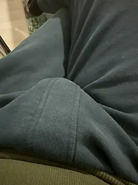 Snapshot of homidor chatting on February 6, 9:38 pm homidor online show from February 6, 9:38 pm