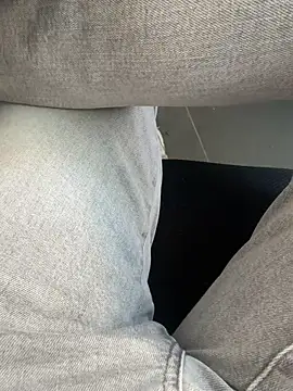 Snapshot of homidor chatting on October 18, 12:28 pm homidor online show from October 18, 12:28 pm