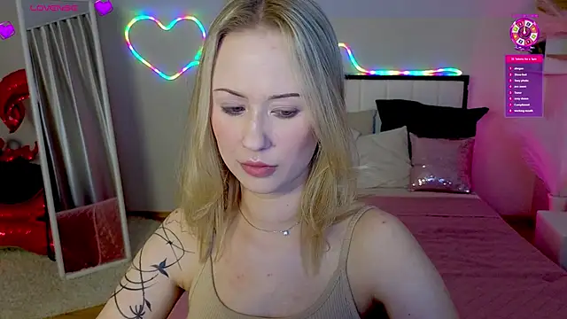 SashaBrooks online show from March 20, 4:56 pm