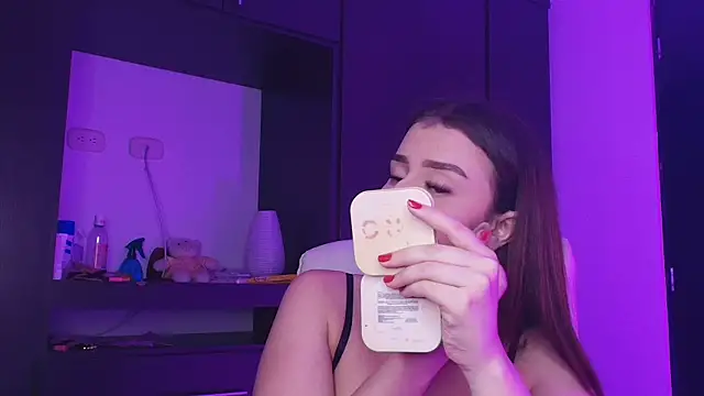 Snapshot of TinaJonnes_ chatting on July 16, 5:02 am TinaJonnes online show from July 16, 5:02 am