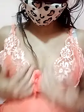 Snapshot of onisha chatting on January 18, 8:10 am onisha online show from January 18, 8:10 am