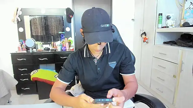 Snapshot of jake_willianss chatting on May 14, 7:31 pm jake willianss online show from May 14, 7:31 pm