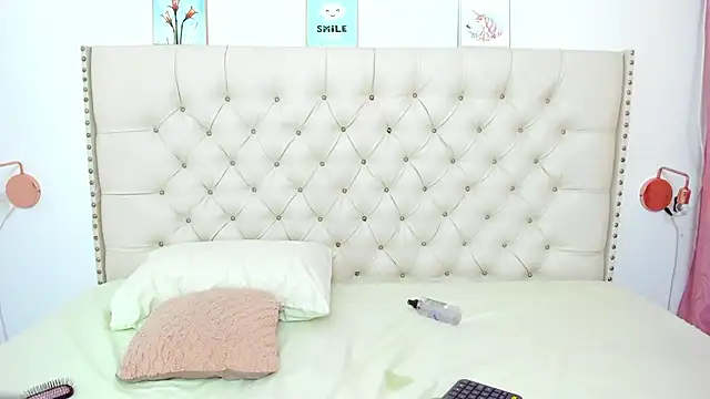 Snapshot of Kim_Eli chatting on January 6, 7:45 pm Kim Eli online show from January 6, 7:45 pm