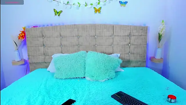 Snapshot of Catherine_summer1 chatting on February 27, 9:15 pm Catherine summer1 online show from February 27, 9:15 pm