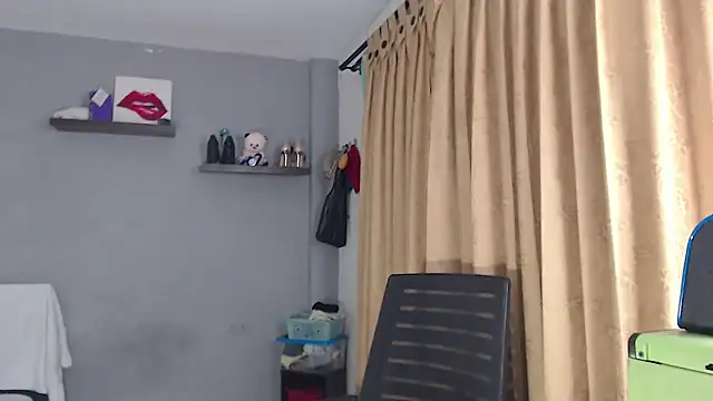 SusanLeroy online show from February 7, 9:35 am