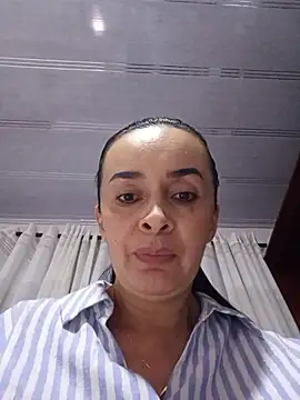 Samantha Sullivan  online show from March 30, 2:45 am