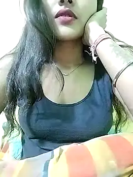 MISSQUEEN48 online show from January 7, 3:02 pm