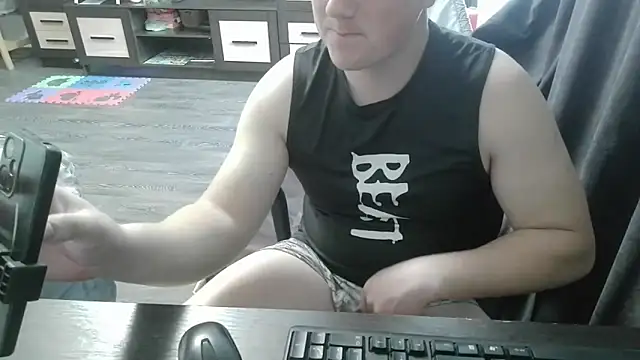 gamblingbum online show from April 4, 11:08 am