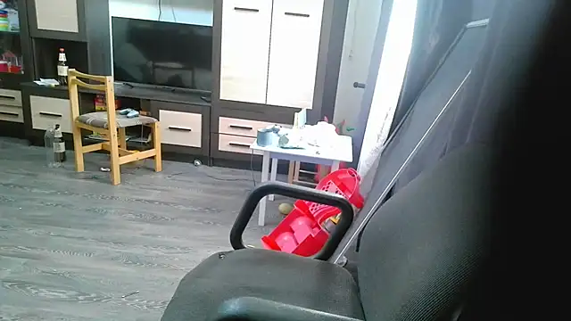 Snapshot of gamblingbum chatting on July 8, 5:01 am gamblingbum online show from July 8, 5:01 am