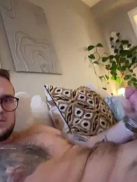 thehornyguy97 online show from December 16, 1:27 pm