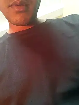 Snapshot of Wild-Honey chatting on December 29, 3:46 pm Wild-Honey online show from December 29, 3:46 pm