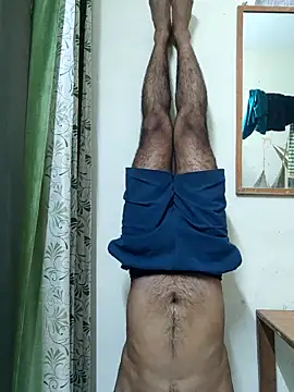 Snapshot of Wild-Honey chatting on March 18, 3:53 am Wild-Honey online show from March 18, 3:53 am