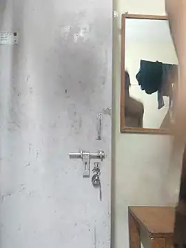 Snapshot of Wild-Honey chatting on September 27, 2:55 pm Wild-Honey online show from September 27, 2:55 pm