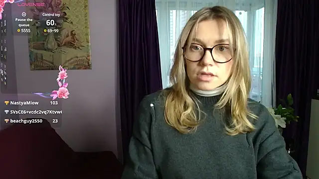 TaylorBre online show from January 21, 9:03 am