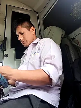 alexchir4 online show from September 11, 7:36 pm