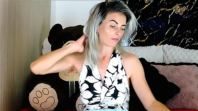 Aly girl1 online show from August 9, 1:05 pm