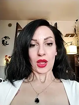 Snapshot of dahlia_82 chatting on July 24, 11:08 am dahlia 82 online show from July 24, 11:08 am