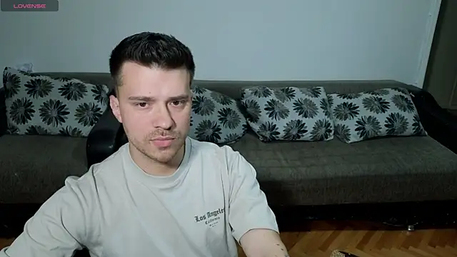 JohnnyStepBro online show from April 28, 8:36 pm