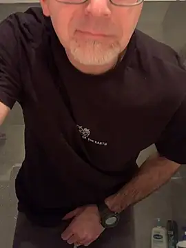 Snapshot of MaxVain chatting on January 21, 2:43 am MaxVain online show from January 21, 2:43 am