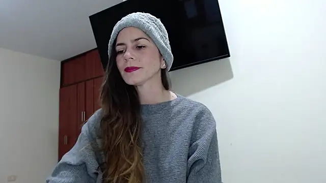 Hanny 24 online show from March 3, 11:43 pm