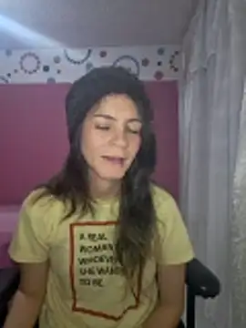 Snapshot of Hanny_24 chatting on May 4, 9:38 am Hanny 24 online show from May 4, 9:38 am
