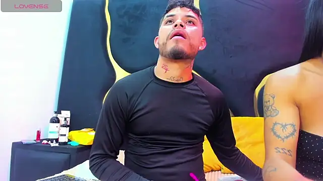 MelissaAndZeuss online show from November 6, 5:52 am