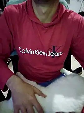 Snapshot of JhonyLove51 chatting on November 3, 2:13 am JhonyLove51 online show from November 3, 2:13 am