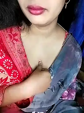 Snapshot of Miss-Siyaa chatting on December 6, 3:55 pm Miss-Siyaa online show from December 6, 3:55 pm