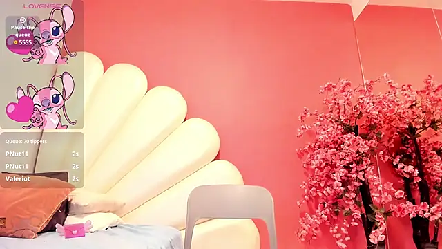 Genesis Sanders online show from March 9, 3:22 am