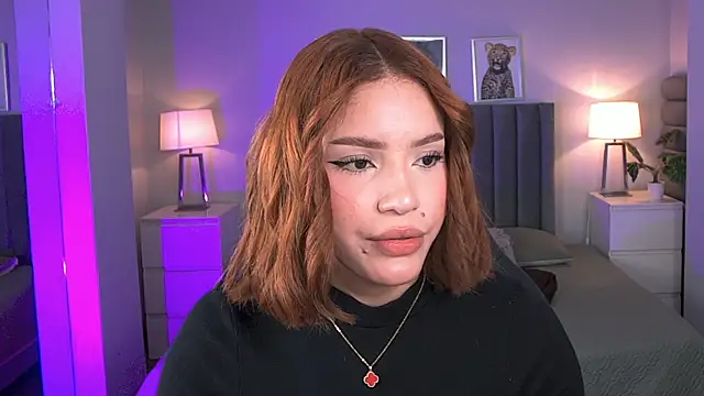 Snapshot of Madie__collins chatting on May 15, 11:50 am Madie collins online show from May 15, 11:50 am