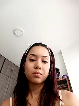 sophiaFoster4u online show from January 28, 1:16 pm