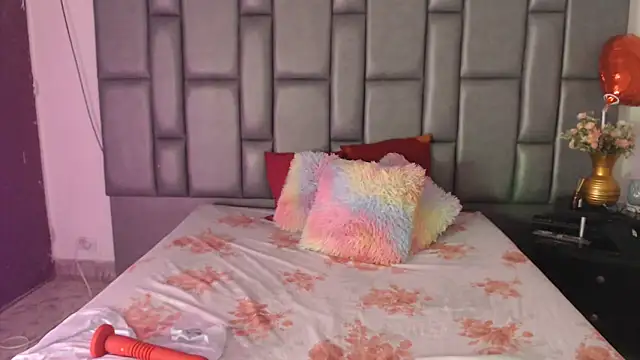 sophiaFoster4u online show from March 12, 2:34 pm