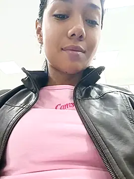 sophiaFoster4u online show from March 13, 12:02 pm