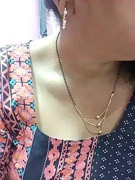 Urmila bhabhii online show from January 28, 2:43 am
