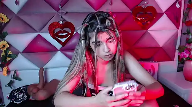 NahomiConnor  online show from March 22, 4:37 pm