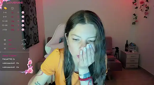 Snapshot of Susana_garcia_ chatting on February 9, 12:06 am Susana garcia online show from February 9, 12:06 am