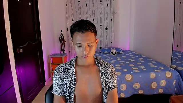 alessandro wizard online show from February 6, 1:27 am