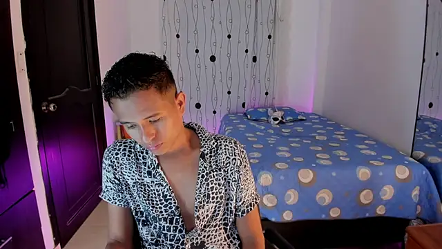 alessandro wizard online show from February 7, 1:47 am