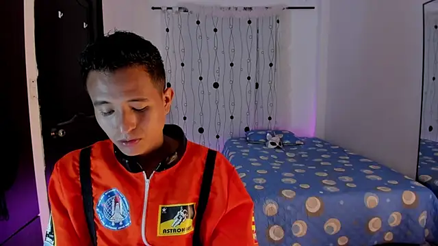 alessandro wizard online show from February 8, 9:46 pm
