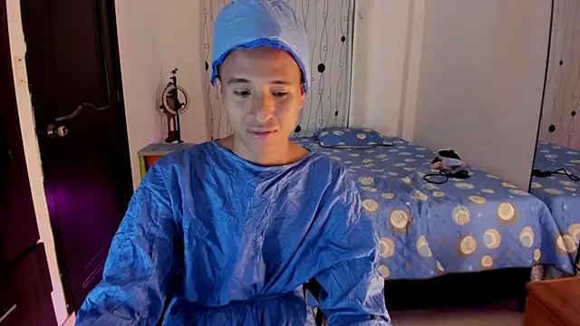 alessandro wizard online show from February 13, 9:27 pm