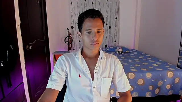 alessandro wizard online show from March 16, 2:21 am