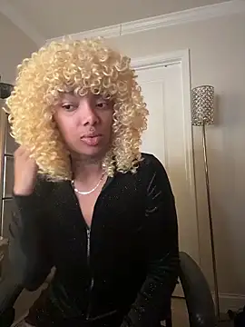 butterflybootyy online show from December 17, 9:26 am